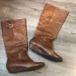 Intyce Steve Madden Boots - Cognac